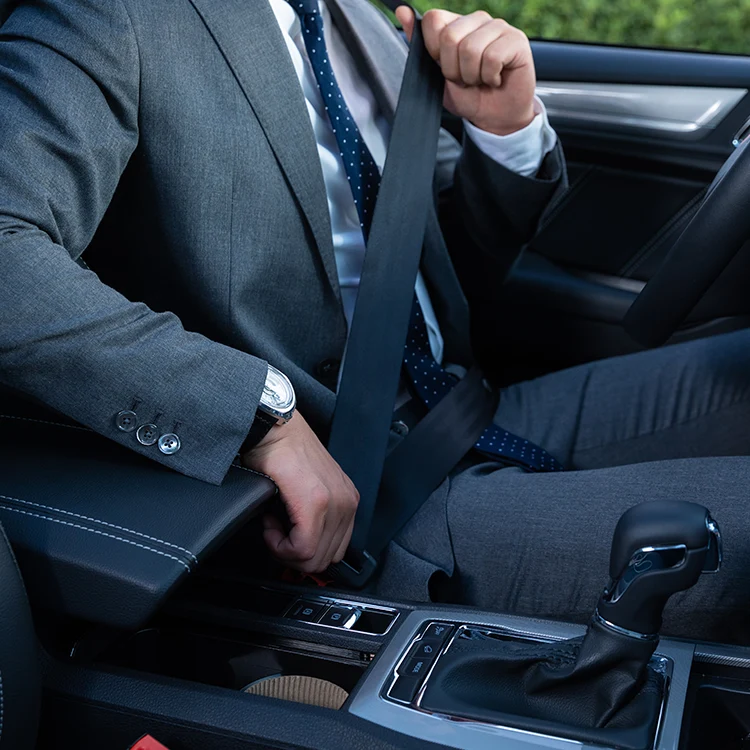 Nguyên tắc làm việc và sử dụng dây an toàn xe hơi.